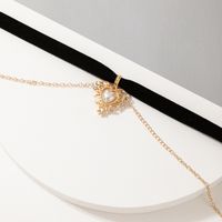 Bijoux De Mode Perle Coeur Creux Diamant Chaîne Ras Du Cou Clavicule Chaîne En Gros main image 5