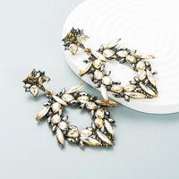 Exaggerated Hollow Flower Diamond Earrings Retro Temperament Baroque Earrings Wholesale main image 5