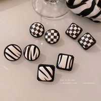 Simple Geometric Black White Contrast Color Checkered Striped Earrings main image 6
