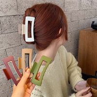 New Contrast Color Hairpin Female Bathing Plate Hair Clamping Head Shark Clip main image 3