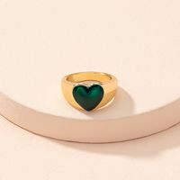 Emerald Retro Ring Design Sense Heart Ring Wholesale main image 1