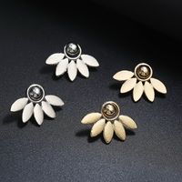 Nouvelles Boucles D&#39;oreilles Pendentif Feuille Asymétrique Coeur En Cristal En Gros main image 4