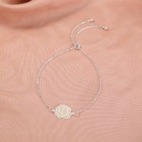 New Fashion Simple Metal Lotus Bracelet Anklet Creative Luminous Accessories Wholesale main image 6