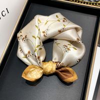 2021 Spring And Summer New Floral Print Pattern Silk Scarf Fashion Small Square Scarf sku image 2