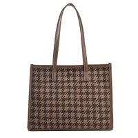 Popular Casual Bag Large Capacity Texture Simple Messenger Single Shoulder Tote Bag sku image 3