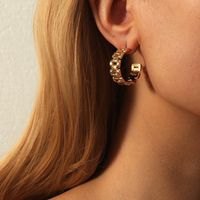 Women's Fashion Hollow Thick Chain Metal Earrings sku image 2
