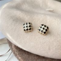 Damier Blanc Noir Coréen 2021 Nouvelles Boucles D&#39;oreilles Automne Et Hiver À La Mode main image 1