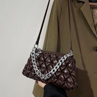 Mode Messenger Kleine Tasche Herbst Und Winter Neue Textur Kette Raute Eine Schulter Cloud Tasche main image 2