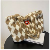 Bolso De Felpa De Cordero De Otoño E Invierno De Gran Capacidad, Nuevo Bolso De Hombro De Moda, Bolso De Mano Para Viajeros sku image 1