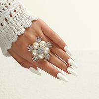 Exaggerated Diamond-studded Pearl Flower Ring Fashion Retro New Light Luxury Open Ring main image 1