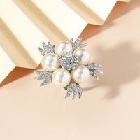 Exaggerated Diamond-studded Pearl Flower Ring Fashion Retro New Light Luxury Open Ring main image 3