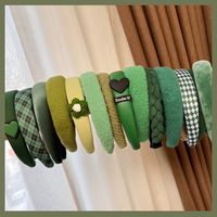 Retro Green Headband Korean Wide-brimmed Headband Autumn And Winter Headband main image 2