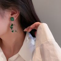 2021 New Oval Shape Fashion Artificial Emerald Earrings main image 3