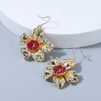 Korean Retro Shiny Flower Earrings Fashion Trend Beads Flower Earrings Wholesale main image 3