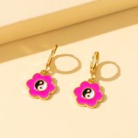 Nouvelles Boucles D&#39;oreilles Fleur De Dessin Animé De Personnalité Boucles D&#39;oreilles Fleur D&#39;huile Goutte À Goutte En Alliage De Mode main image 1