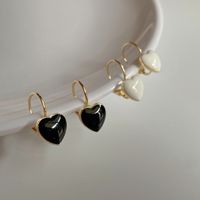 Korean Heart-shape Earrings Copper Clip Dripping Earrings main image 1