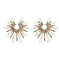 Creative C-shaped Sunflower Diamond Pearl Earrings Ear Jewelry main image 6