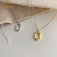 Simple Oval Donut Clavicle Chain Irregular Pattern Niche Design Necklace main image 6