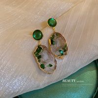 2021 New Oval Shape Fashion Artificial Emerald Earrings sku image 1