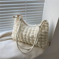 Fashion One-shoulder Underarm Bag Autumn And Winter Texture Fabric Bag main image 2