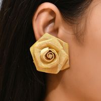 European And American Exaggerated Heavy Industry Women's Hand-woven Roses Generous Earrings Exclusive For Cross-border Popular Ornament Ear Stud main image 2