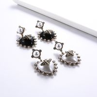 Baroque Heart-shaped Alloy Diamond-studded Pearl Bee Insect Earrings main image 1