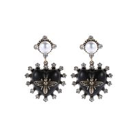 Baroque Heart-shaped Alloy Diamond-studded Pearl Bee Insect Earrings main image 6
