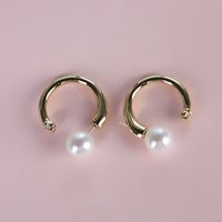 Europäische Und Amerikanische Ins Neue Temperament Perle Süße Exquisite Kurze Ohrringe S925 Silbern Adel Mode Netz Rote Ohrringe Ohrringe main image 5
