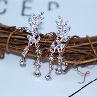 Retro Leaf Tassel Earrings Alloy Diamond-studded Crystal Earrings Wholesale main image 5