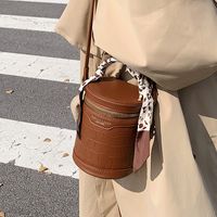 Autumn And Winter New Trendy Stone Pattern Portable Shoulder Texture Fashion Diagonal Bucket Bag main image 5
