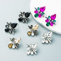 European And American Exaggerated Alloy Full Diamond Geometric Earrings Trendy Retro Earrings Wholesale main image 1