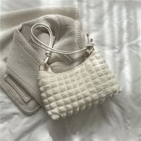 Fashion One-shoulder Underarm Bag Autumn And Winter Texture Fabric Bag sku image 1