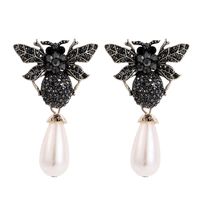 European And American New Alloy Diamond Insect Series Little Bee Ear Studs Exaggerated Pearl Pendant Temperament Female Earrings Hot Sale sku image 1