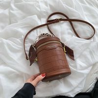 Autumn And Winter New Trendy Stone Pattern Portable Shoulder Texture Fashion Diagonal Bucket Bag sku image 2