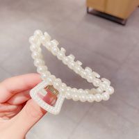 South Korea Imitation Pearl Catch Clip Hollow Plate Hair Catch Shark Clip Back Head Hair Accessories sku image 3