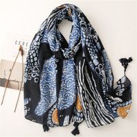 Ethnic Blue And White Porcelain Pop Totem Silk Scarf Long Braid Gauze Scarf Wholesale sku image 1