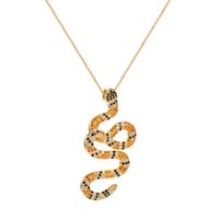 Python-shaped Pendant Necklace Copper Micro-inlaid Color Zircon Personality Clavicle Chain main image 6