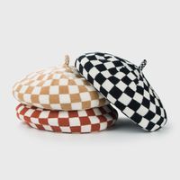 New Internet Celebrity Chessboard Plaid Beret Women's Autumn And Winter Thermal Knitting Wool Hat Korean Style Fashionable Stylish Painter Cap main image 4