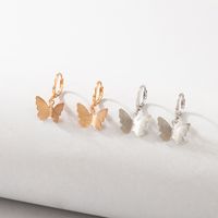 Korean Cute Ear Jewelry Simple Contrast Color Alloy Animal Butterfly Earrings Set main image 5