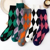 Retro Diamond Lattice Socks Tube Socks Pure Cotton Autumn And Winter Rhombic Stockings main image 1