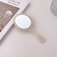 Koreanischer Mode Retro Ovaler Spiegel Tragbarer Kompakter Spiegel Täglicher Make-up Kleiner Spiegel sku image 6