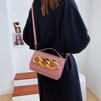 Fashion Chain Lingge Handbag 2021 Fall New Retro Simple Small Square Bag Wholesale main image 5