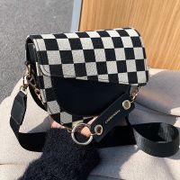 Niche Small Bag Handbags 2021 New Fashion Messenger Bag Autumn And Winter Chain Saddle Bag main image 1