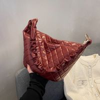 Retro Rhombus New Trendy Autumn And Winter One-shoulder Messenger Design Dumpling Bag main image 1