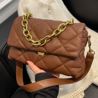 Rhombic Embroidery Thread Soft Noodle 2021 New Trendy Autumn Winter Retro Women's Bag French Textured Chain Bag Crossbody Commuter Bag main image 5