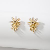 Pearl Crystal Rhinestone Flower Earrings Ins Fashion Earrings main image 1