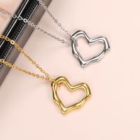 Fashion Heart-shape Pendant Necklace Temperament Irregular Star Men And Women Circle Stainless Steel Necklace main image 4