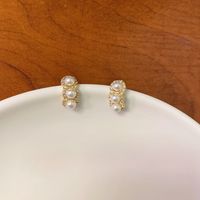 Korean Temperament Pearl Diamond Earrings Retro Simple Earrings sku image 1