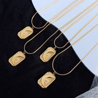 Marka French Stars Haoyue Xinghe Pendant Ornaments Necklace Clavicle Chain Titanium Steel Material 18k Gold Plating Female P082 main image 3