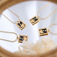 French Choker Square Plate Vintage Photo Frame Pendant Imitation Pearl Design Necklace Titanium Steel Plated 18 Color Gold Necklace P078 main image 1